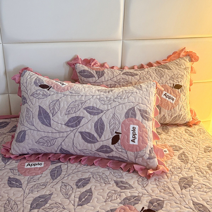 91家纺网 家纺一手货源 找家纺 梦柏家纺 2025新款牛奶绒夹棉床盖四件套 伦伯特