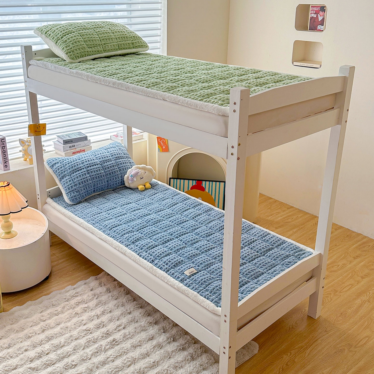 91家纺网 家纺一手货源 找家纺 （总）喜居 2025新款A类华夫格舒棉绒床垫学生床垫床褥子