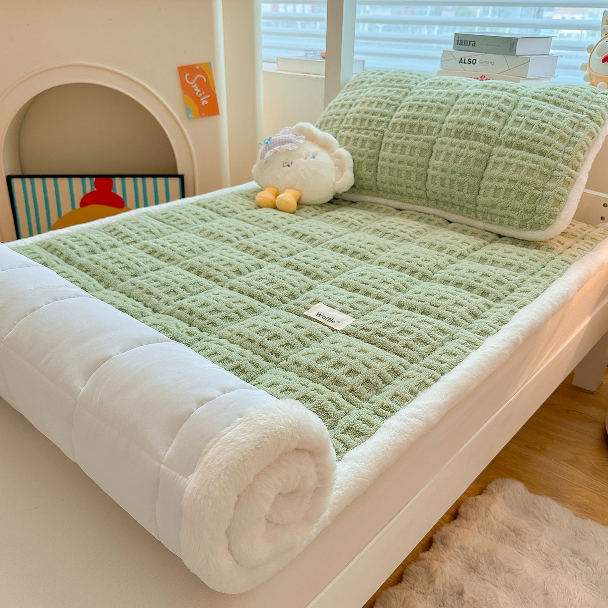 91家纺网 家纺一手货源 找家纺 （总）喜居 2025新款A类华夫格舒棉绒床垫学生床垫床褥子