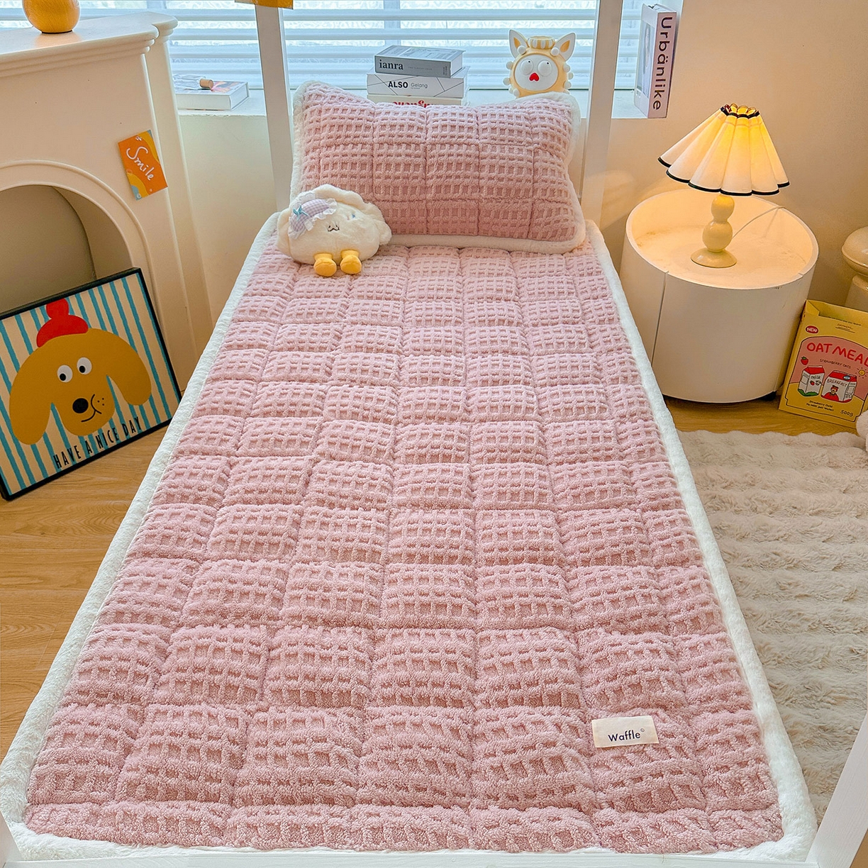 91家纺网 家纺一手货源 找家纺 喜居 2025新款A类华夫格舒棉绒床垫学生床垫床褥子 柔粉