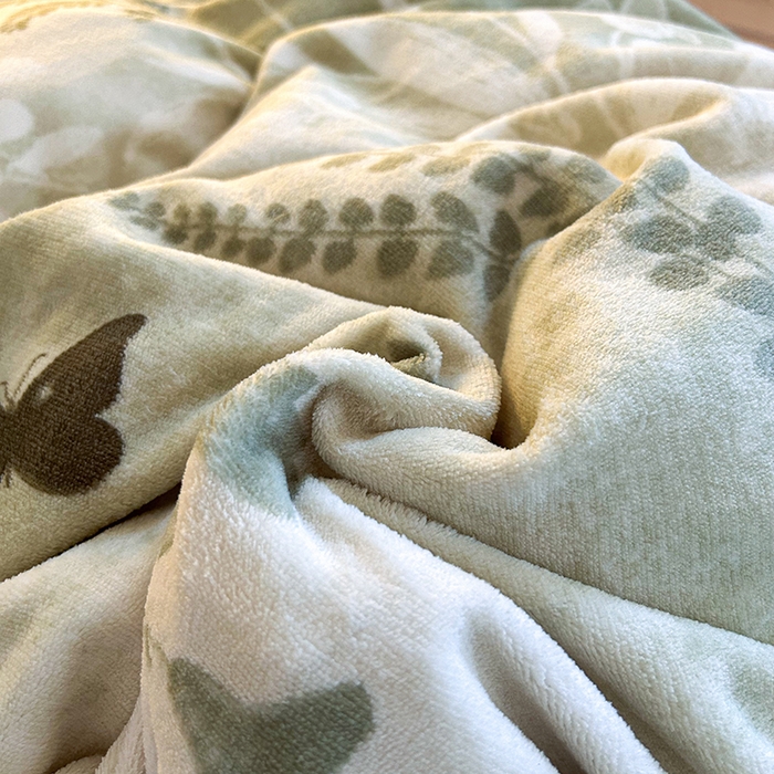 91家纺网 家纺一手货源 找家纺 梦柏家纺 2025新款牛奶绒夹棉床盖四件套 沐晨