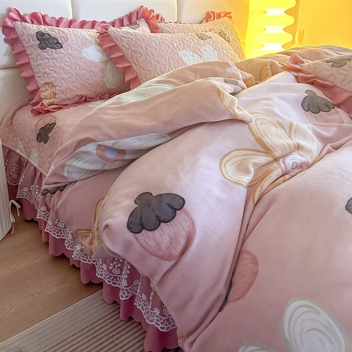 91家纺网 家纺一手货源 找家纺 梦柏家纺 2025新款牛奶绒夹棉床盖四件套 香甜