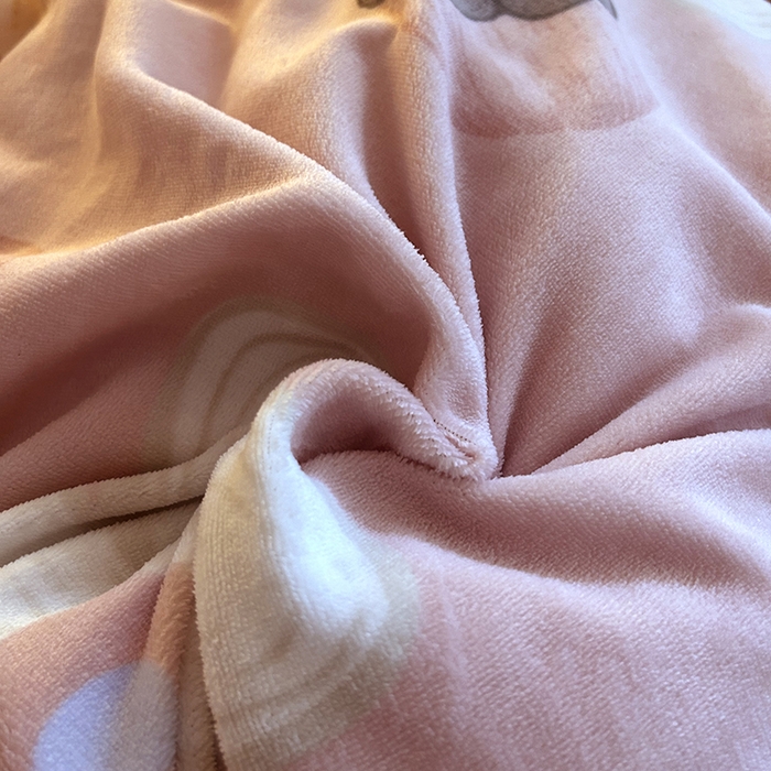 91家纺网 家纺一手货源 找家纺 梦柏家纺 2025新款牛奶绒夹棉床盖四件套 香甜