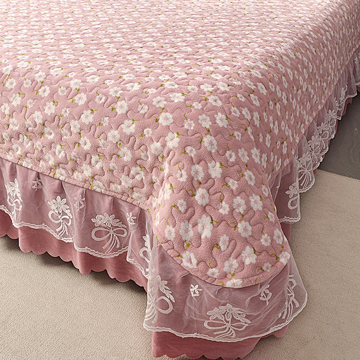 91家纺网 家纺一手货源 找家纺 梦柏家纺 2025新款牛奶绒夹棉床盖四件套 小碎花