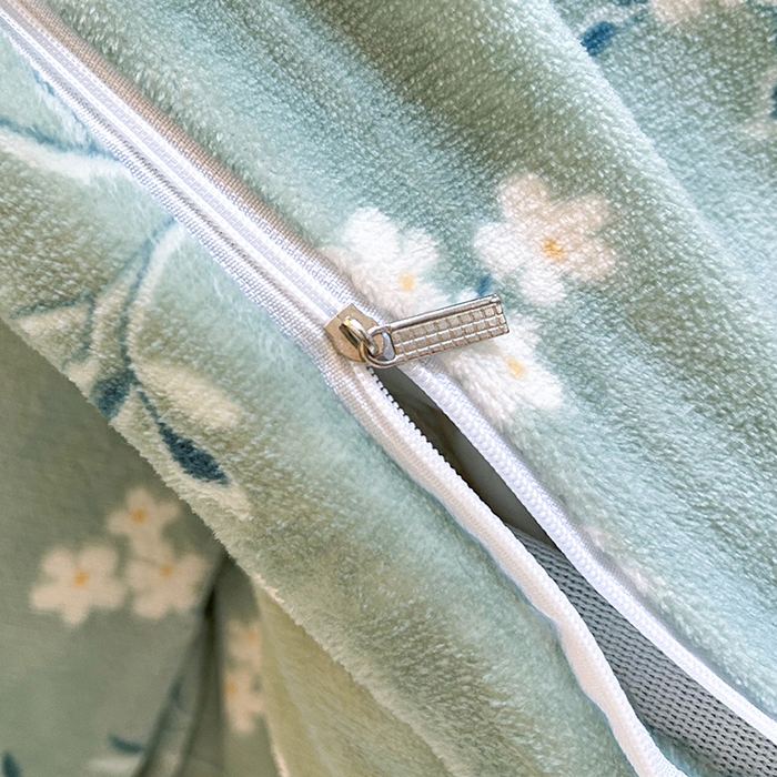 91家纺网 家纺一手货源 找家纺 梦柏家纺 2025新款牛奶绒夹棉床盖四件套 优朵