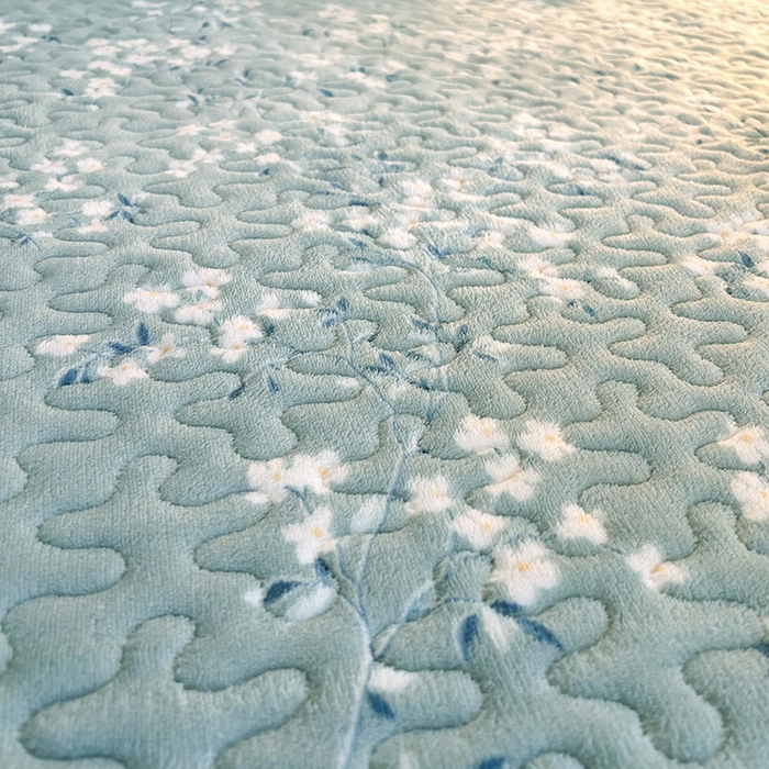 91家纺网 家纺一手货源 找家纺 梦柏家纺 2025新款牛奶绒夹棉床盖四件套 优朵