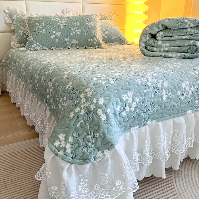 91家纺网 家纺一手货源 找家纺 梦柏家纺 2025新款牛奶绒夹棉床盖四件套 优朵