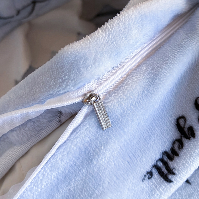 91家纺网 家纺一手货源 找家纺 梦柏家纺 2025新款牛奶绒夹棉床盖四件套 kt公主