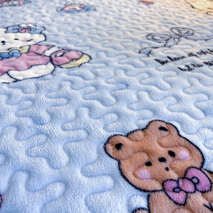 91家纺网 家纺一手货源 找家纺 梦柏家纺 2025新款牛奶绒夹棉床盖四件套 kt公主