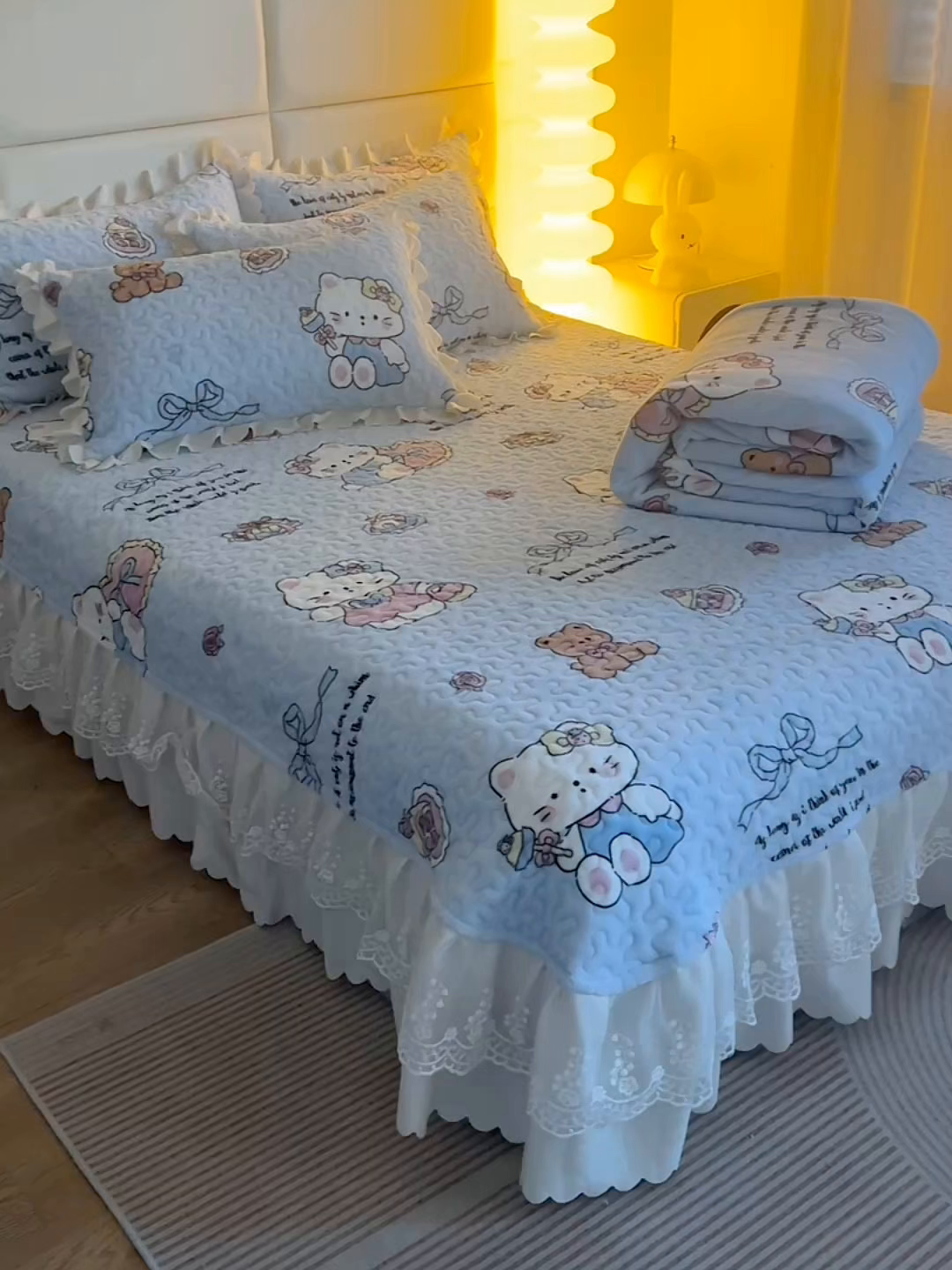 91家纺网 家纺一手货源 找家纺 梦柏家纺 2025新款牛奶绒夹棉床盖四件套 kt公主