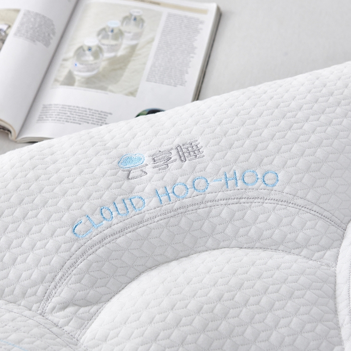 91家纺网 家纺一手货源 找家纺 （总）锦鲤枕芯 2025新款针织云端享睡枕头枕芯分区护颈椎助睡眠枕芯灰色