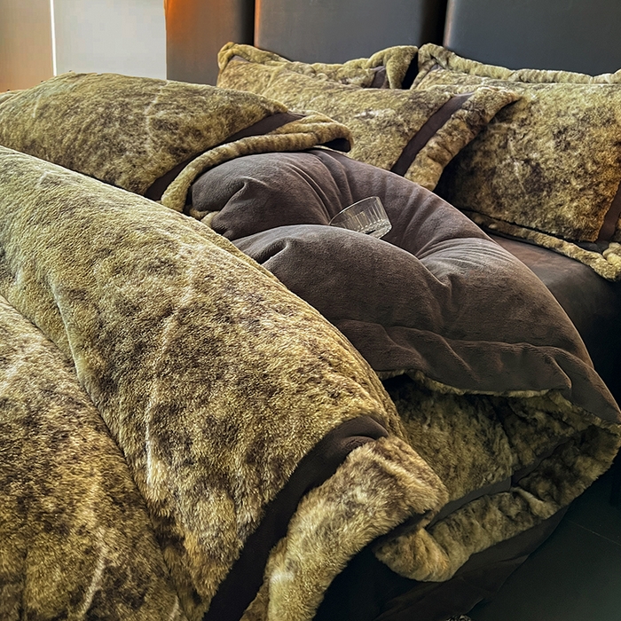 91家纺网 家纺一手货源 找家纺 （总）极简 2025新款兔毛绒牛奶绒宽边四件套