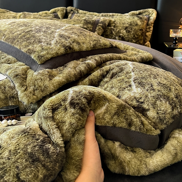 91家纺网 家纺一手货源 找家纺 （总）极简 2025新款兔毛绒牛奶绒宽边四件套