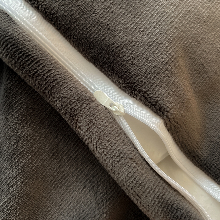 91家纺网 家纺一手货源 找家纺 极简 2025新款兔毛绒牛奶绒宽边四件套 芙洛-灰