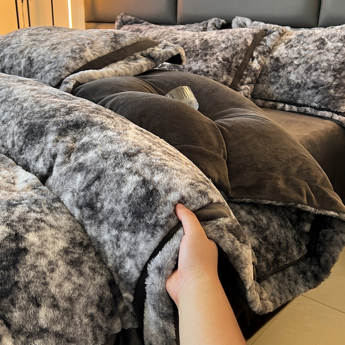 91家纺网 家纺一手货源 找家纺 极简 2025新款兔毛绒牛奶绒宽边四件套 芙洛-蓝