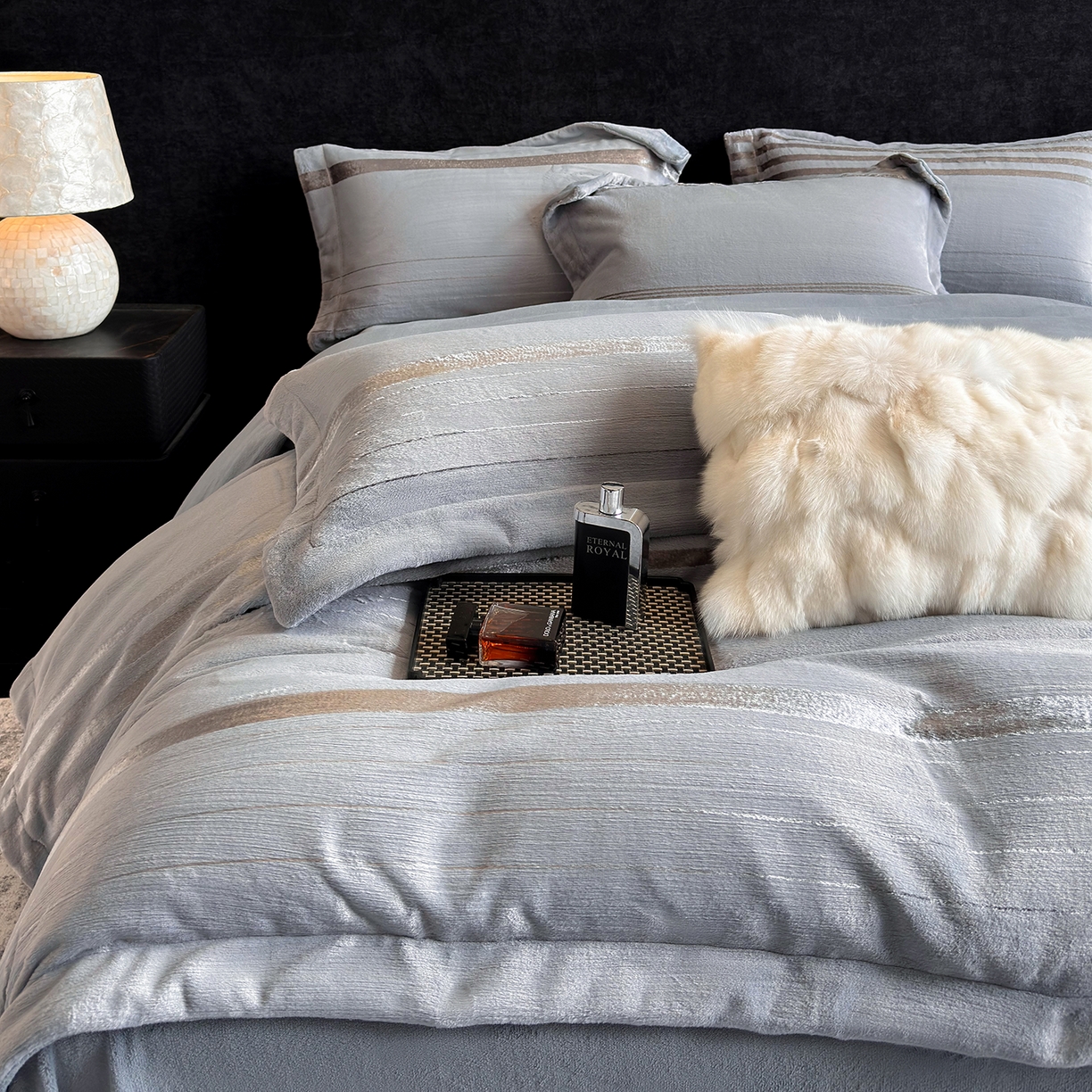 91家纺网 家纺一手货源 找家纺 （总）奥汀洛家纺 2025新款高克重托卡斯雪貂绒牛奶绒四件套-瑞拉系列