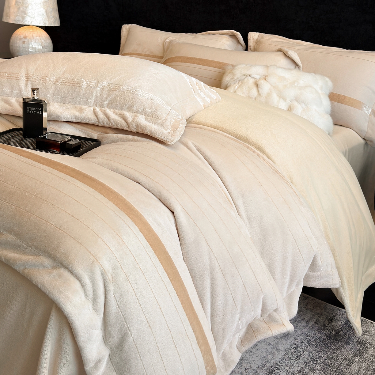 91家纺网 家纺一手货源 找家纺 奥汀洛家纺 2025新款高克重托卡斯雪貂绒牛奶绒四件套-瑞拉系列 瑞拉-米