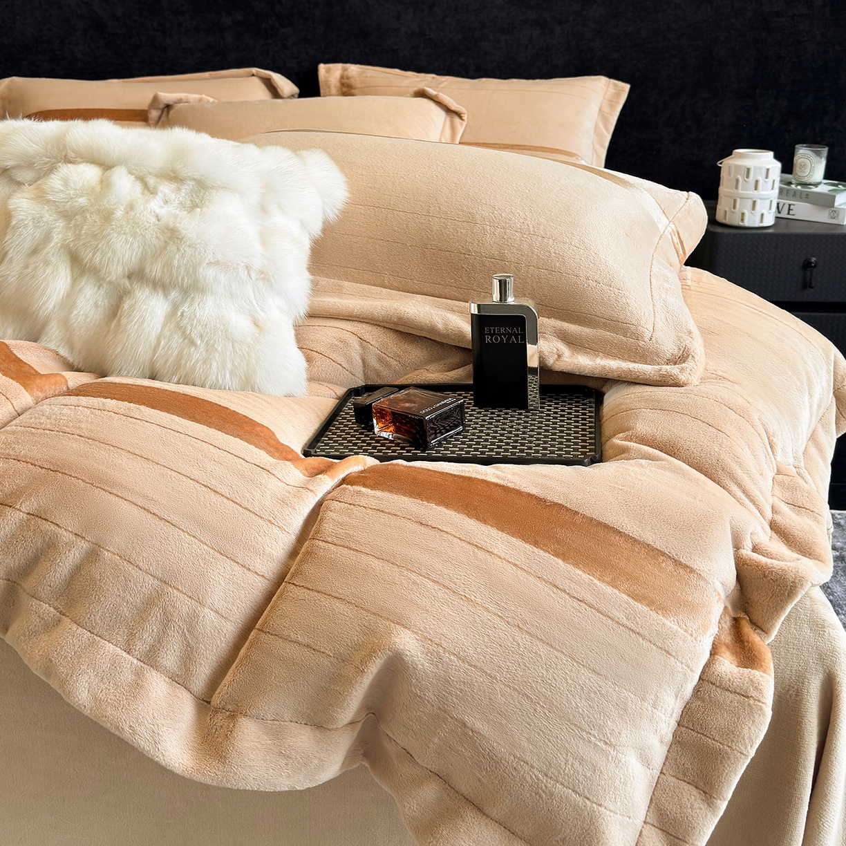 91家纺网 家纺一手货源 找家纺 奥汀洛家纺 2025新款高克重托卡斯雪貂绒牛奶绒四件套-瑞拉系列 瑞拉-驼