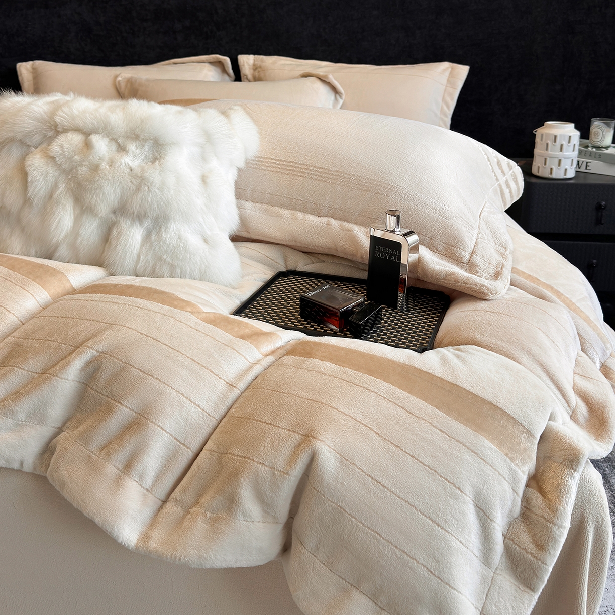 91家纺网 家纺一手货源 找家纺 奥汀洛家纺 2025新款高克重托卡斯雪貂绒牛奶绒四件套-瑞拉系列 瑞拉-米