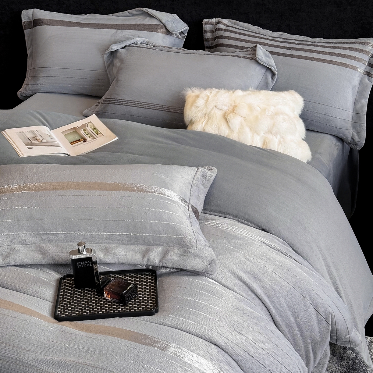 91家纺网 家纺一手货源 找家纺 奥汀洛家纺 2025新款高克重托卡斯雪貂绒牛奶绒四件套-瑞拉系列 瑞拉-灰