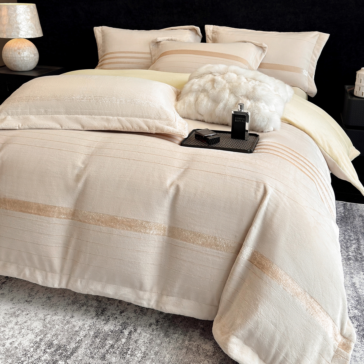 91家纺网 家纺一手货源 找家纺 奥汀洛家纺 2025新款高克重托卡斯雪貂绒牛奶绒四件套-瑞拉系列 瑞拉-米