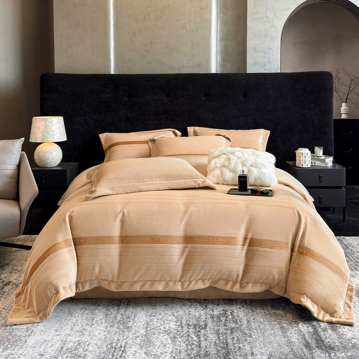 91家纺网 家纺一手货源 找家纺 奥汀洛家纺 2025新款高克重托卡斯雪貂绒牛奶绒四件套-瑞拉系列 瑞拉-驼