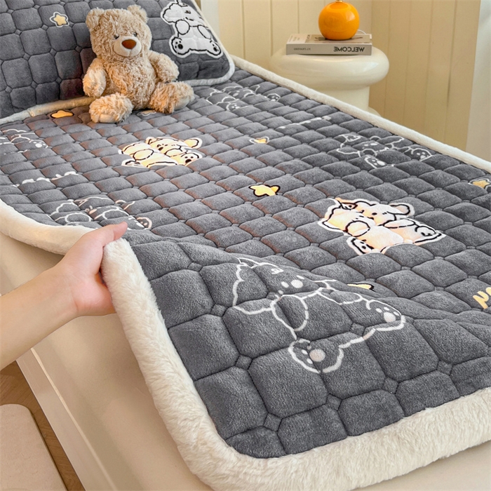 91家纺网 家纺一手货源 找家纺 （总）喜居 2025新款印花牛奶绒夹棉床褥垫床垫子褥子