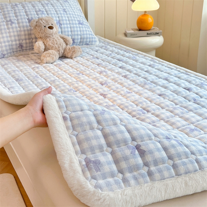 91家纺网 家纺一手货源 找家纺 （总）喜居 2025新款印花牛奶绒夹棉床褥垫床垫子褥子