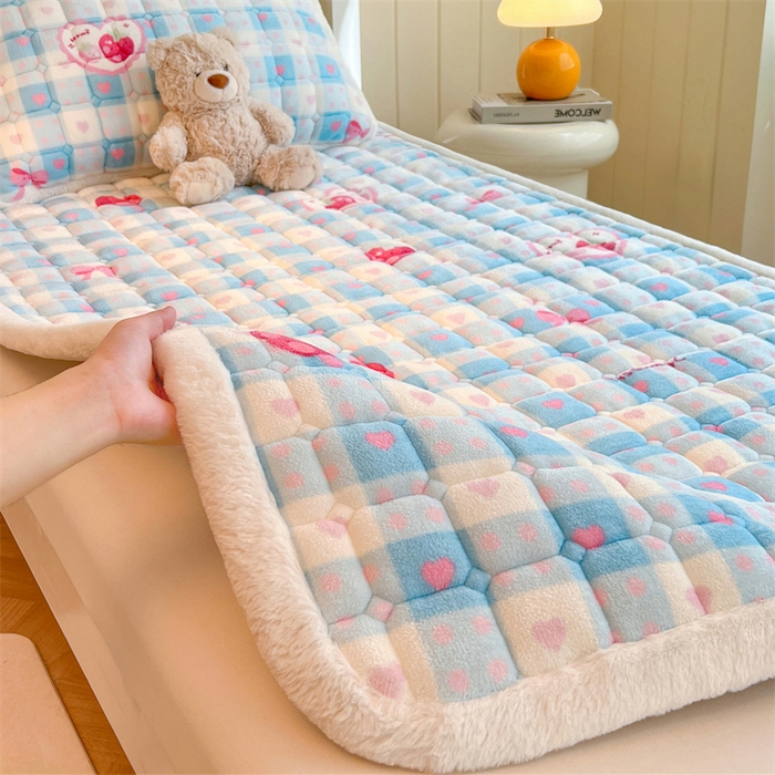 91家纺网 家纺一手货源 找家纺 （总）喜居 2025新款印花牛奶绒夹棉床褥垫床垫子褥子