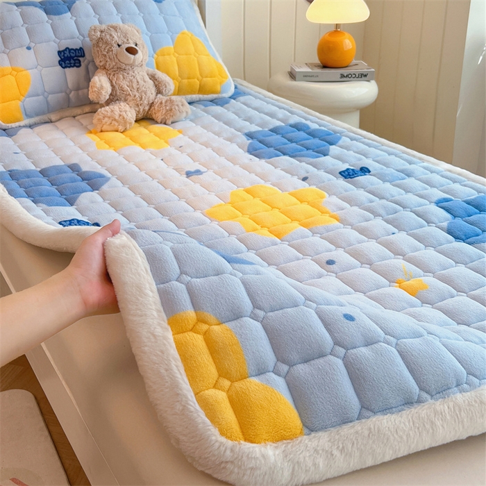 91家纺网 家纺一手货源 找家纺 （总）喜居 2025新款印花牛奶绒夹棉床褥垫床垫子褥子