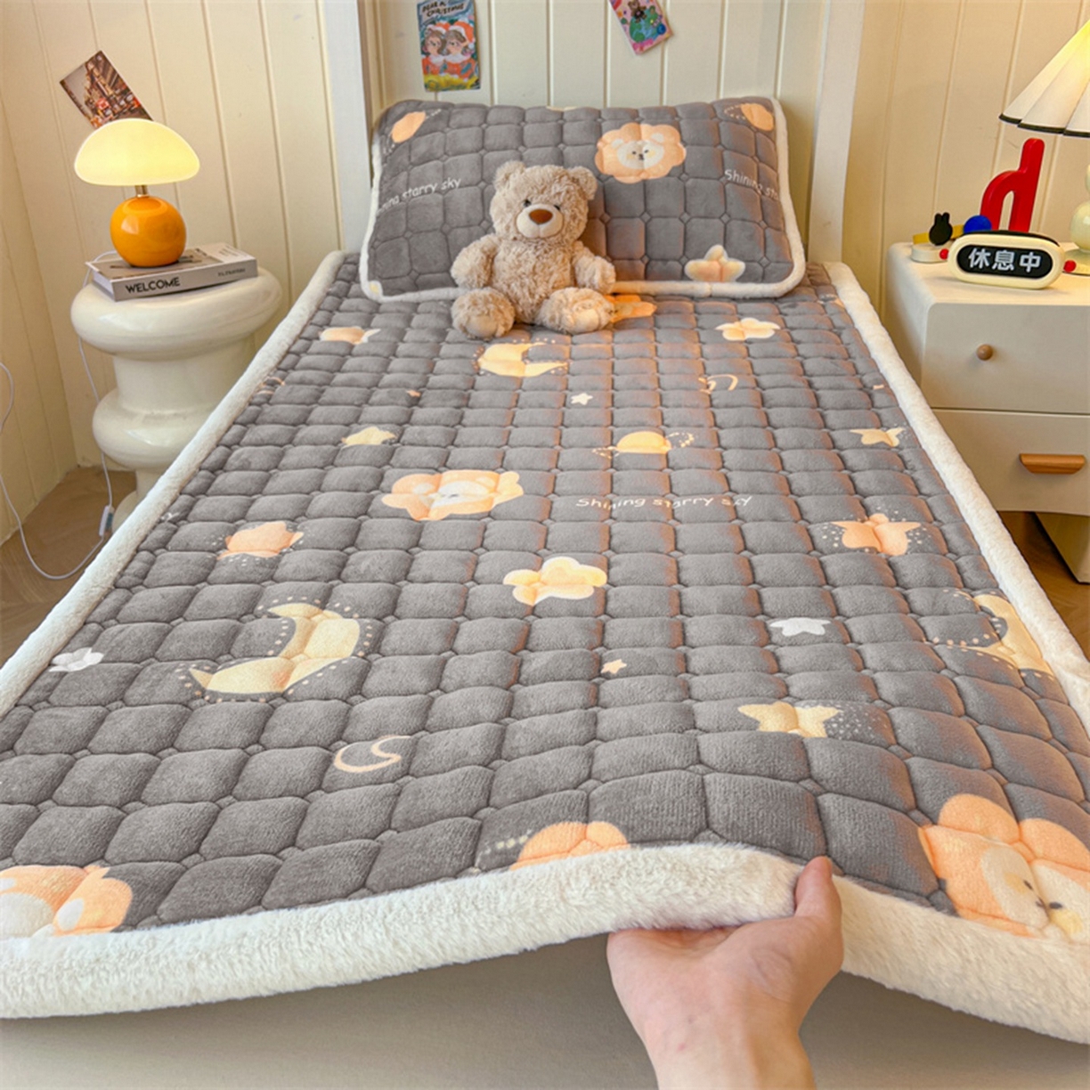 91家纺网 家纺一手货源 找家纺 （总）喜居 2025新款印花牛奶绒夹棉床褥垫床垫子褥子