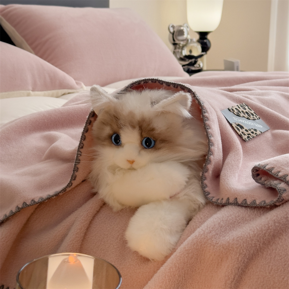 91家纺网 家纺一手货源 找家纺 丝幔家纺 2025新款A类羊棉绒原创设计毛毯系列 粉色