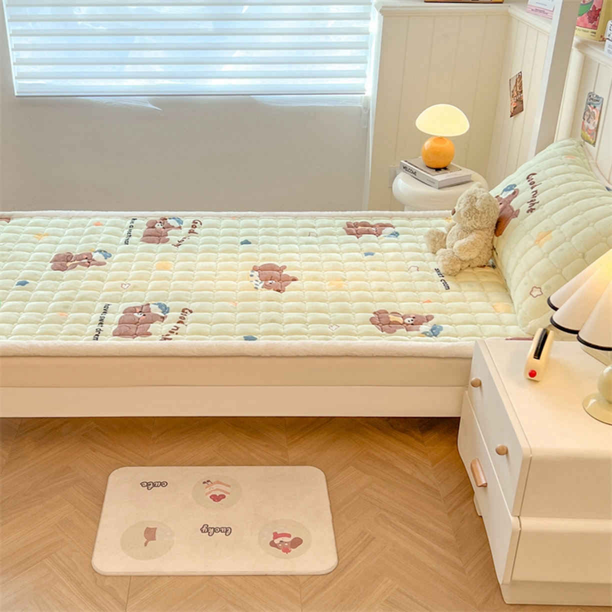 91家纺网 家纺一手货源 找家纺 喜居 2025新款印花牛奶绒夹棉床褥垫床垫子褥子 安睡熊