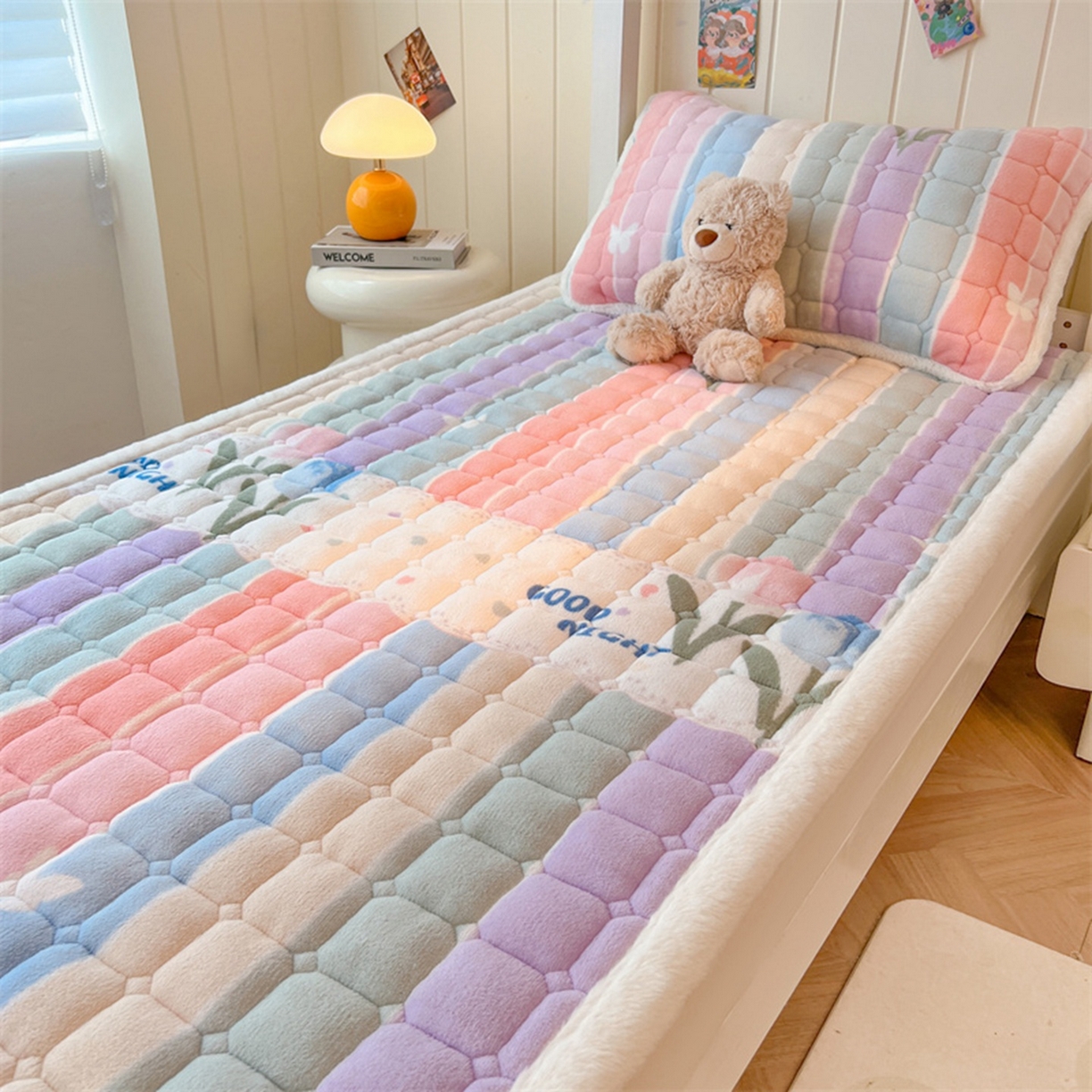 91家纺网 家纺一手货源 找家纺 喜居 2025新款印花牛奶绒夹棉床褥垫床垫子褥子 彩虹郁金香