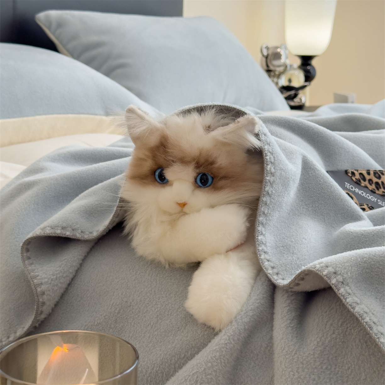 91家纺网 家纺一手货源 找家纺 丝幔家纺 2025新款A类羊棉绒原创设计毛毯系列 湖蓝