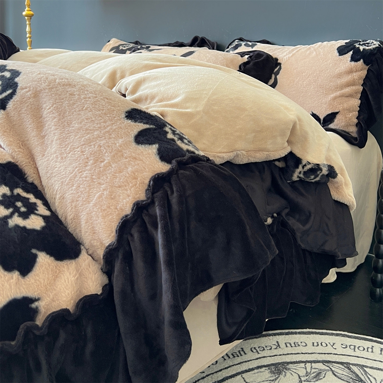 91家纺网 家纺一手货源 找家纺 （总）奥裕家纺 2025新款法式兔毛印花四件套