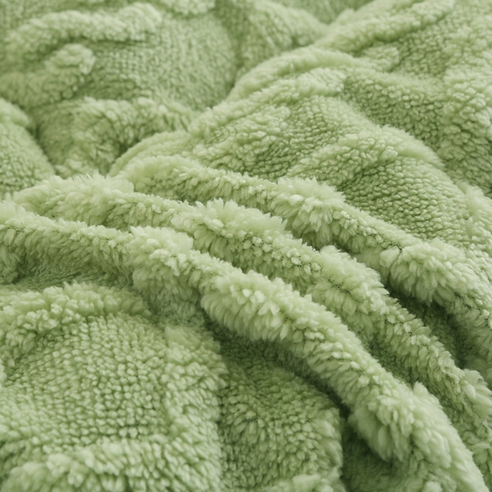 91家纺网 家纺一手货源 找家纺 承柔家纺 2025年新款加厚塔芙绒床垫床褥垫子 绿色