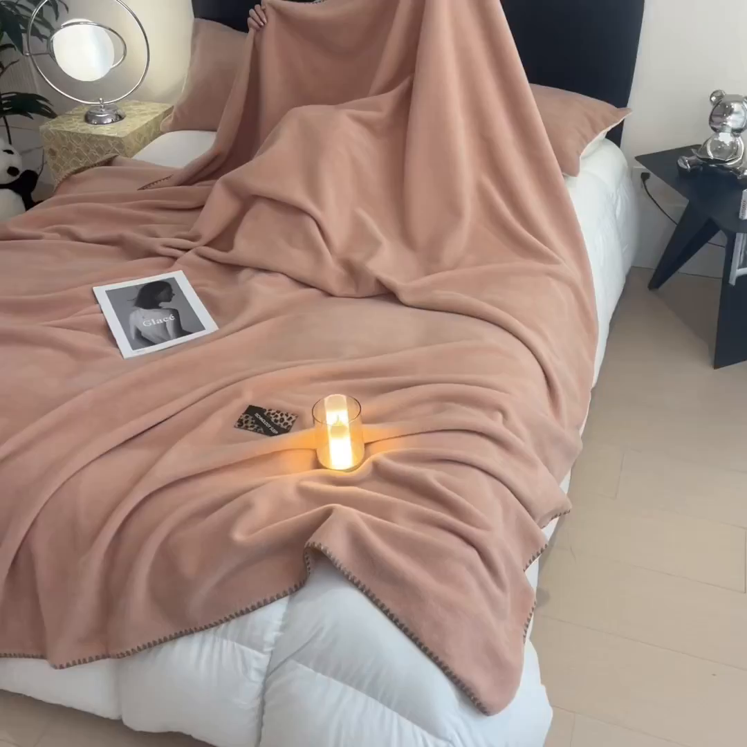 91家纺网 家纺一手货源 找家纺 丝幔家纺 2025新款A类羊棉绒原创设计毛毯系列 奶咖