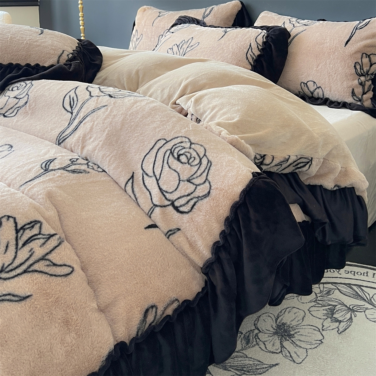 91家纺网 家纺一手货源 找家纺 （总）奥裕家纺 2025新款法式兔毛印花四件套