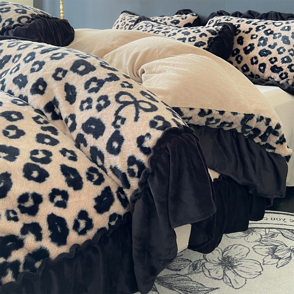 91家纺网 家纺一手货源 找家纺 （总）奥裕家纺 2025新款法式兔毛印花四件套