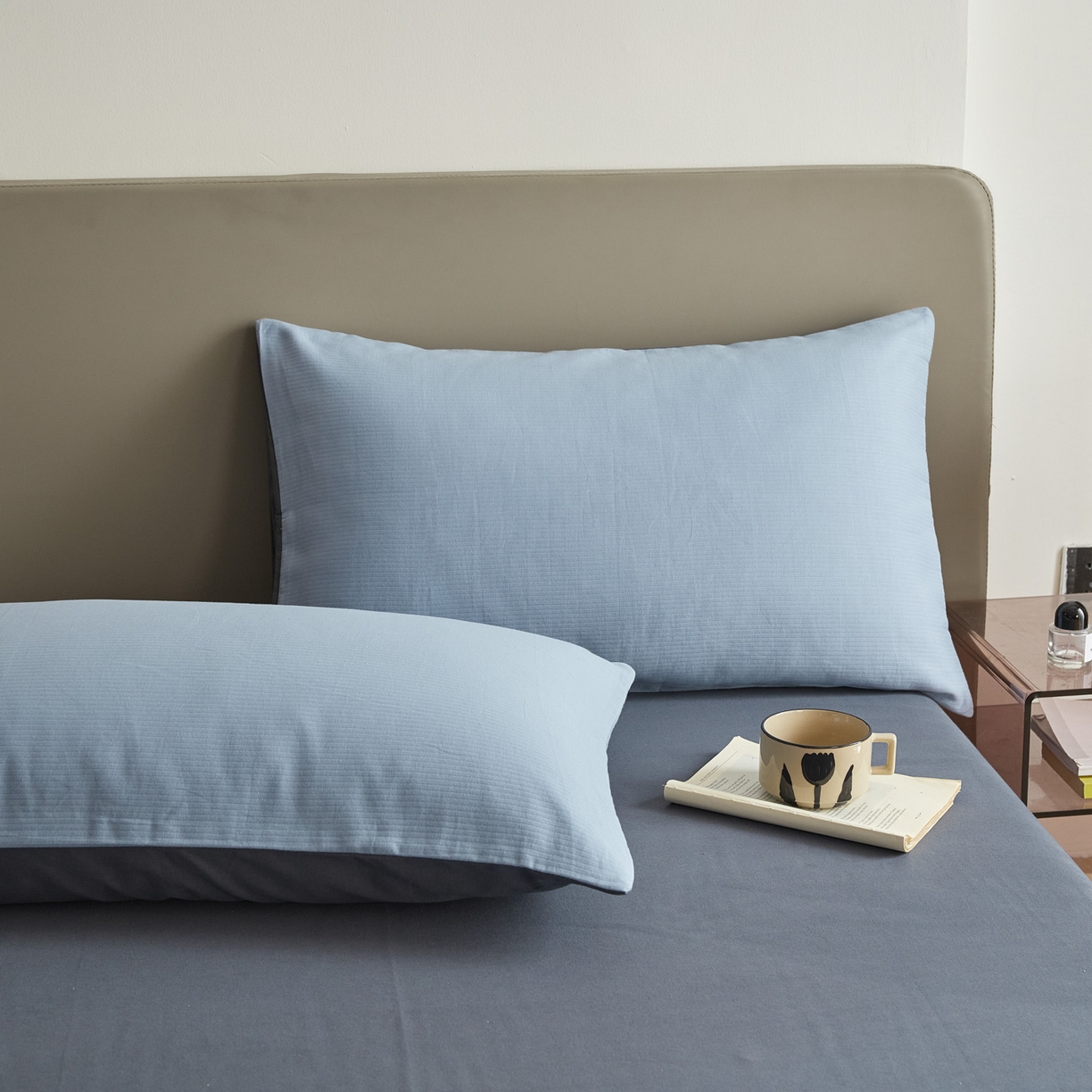 91家纺网 家纺一手货源 找家纺 慕尚家纺 2025新款100s全棉提花磨毛四件套 亚蓝+朵蓝色