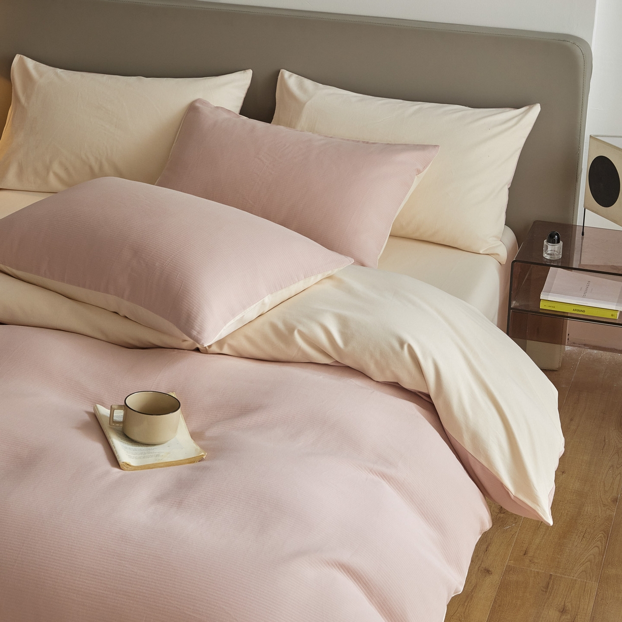 91家纺网 家纺一手货源 找家纺 慕尚家纺 2025新款100s全棉提花磨毛四件套 白桃烟粉+夕照白