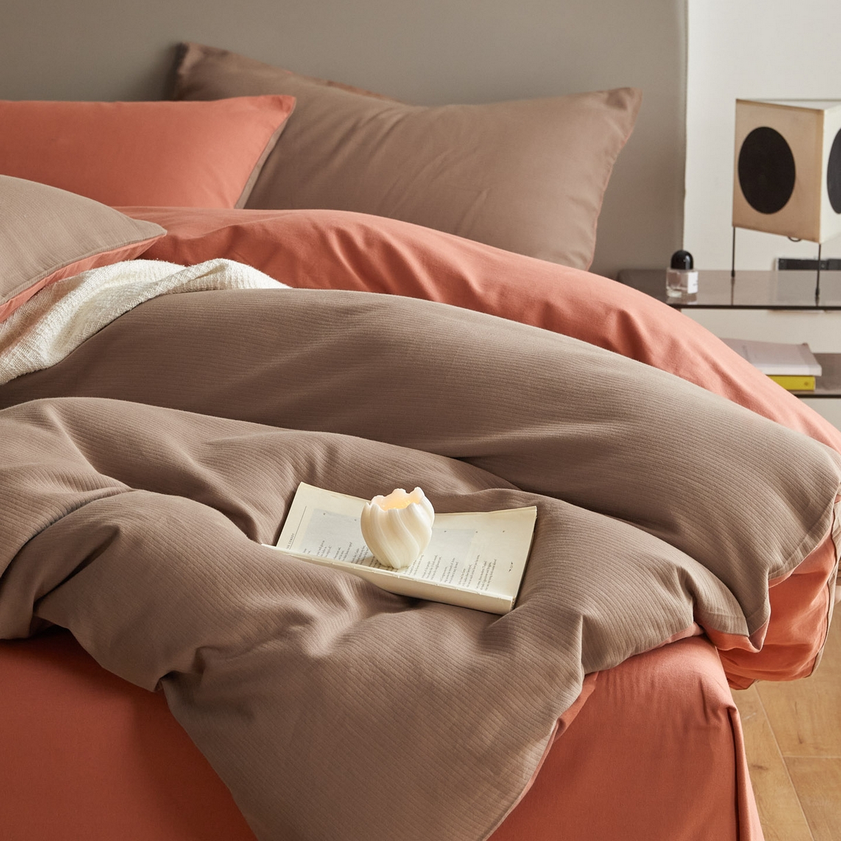 91家纺网 家纺一手货源 找家纺 慕尚家纺 2025新款100s全棉提花磨毛四件套 暖咖+橘黄