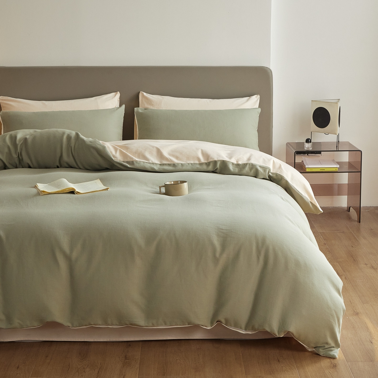 91家纺网 家纺一手货源 找家纺 慕尚家纺 2025新款100s全棉提花磨毛四件套 松露青+舒芙蕾白