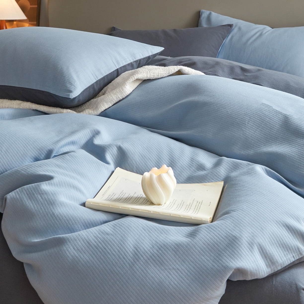 91家纺网 家纺一手货源 找家纺 慕尚家纺 2025新款100s全棉提花磨毛四件套 亚蓝+朵蓝色