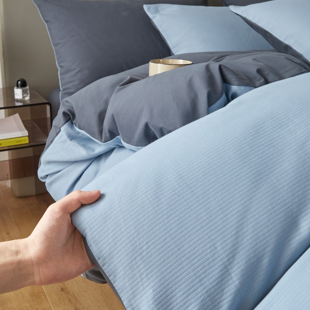 91家纺网 家纺一手货源 找家纺 慕尚家纺 2025新款100s全棉提花磨毛四件套 亚蓝+朵蓝色