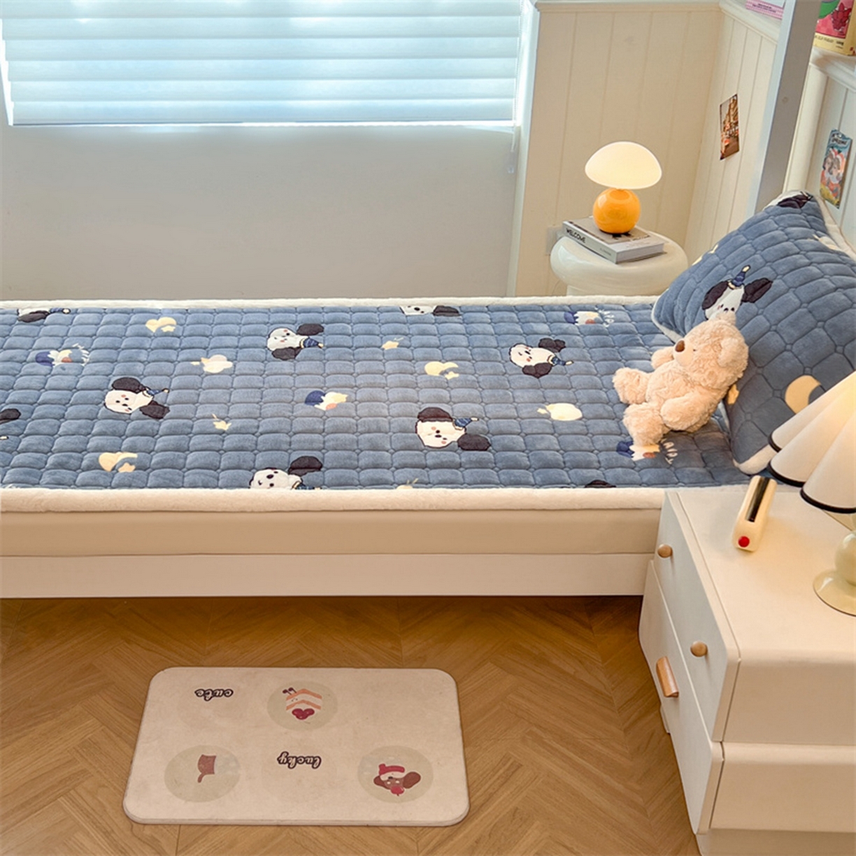 91家纺网 家纺一手货源 找家纺 喜居 2025新款印花牛奶绒夹棉床褥垫床垫子褥子 萌宠星空