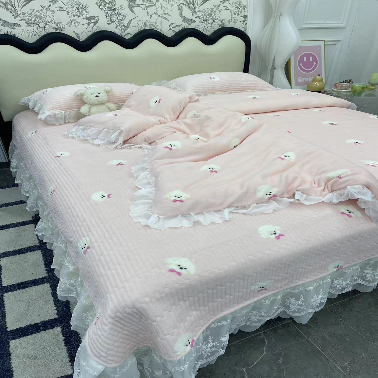 91家纺网 家纺一手货源 找家纺 （总）禧瑞谷 2025新款冬季牛奶绒双层蕾丝花边床盖三件套床盖四件套