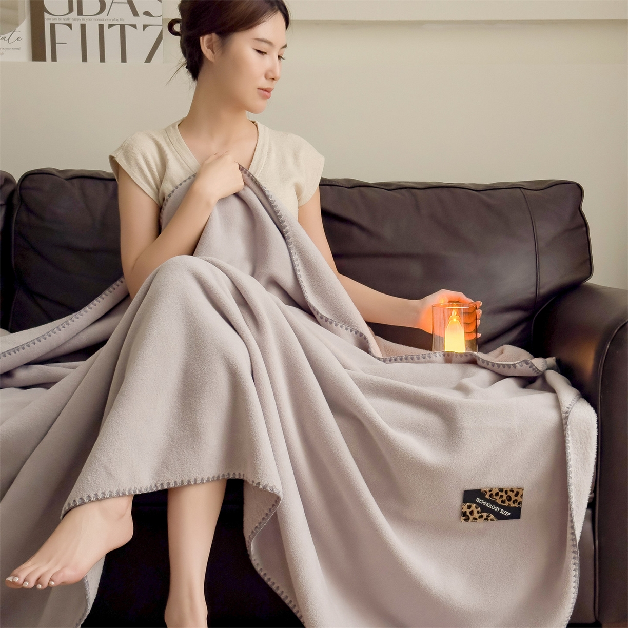 91家纺网 家纺一手货源 找家纺 丝幔家纺 2025新款A类羊棉绒原创设计毛毯系列 浅灰