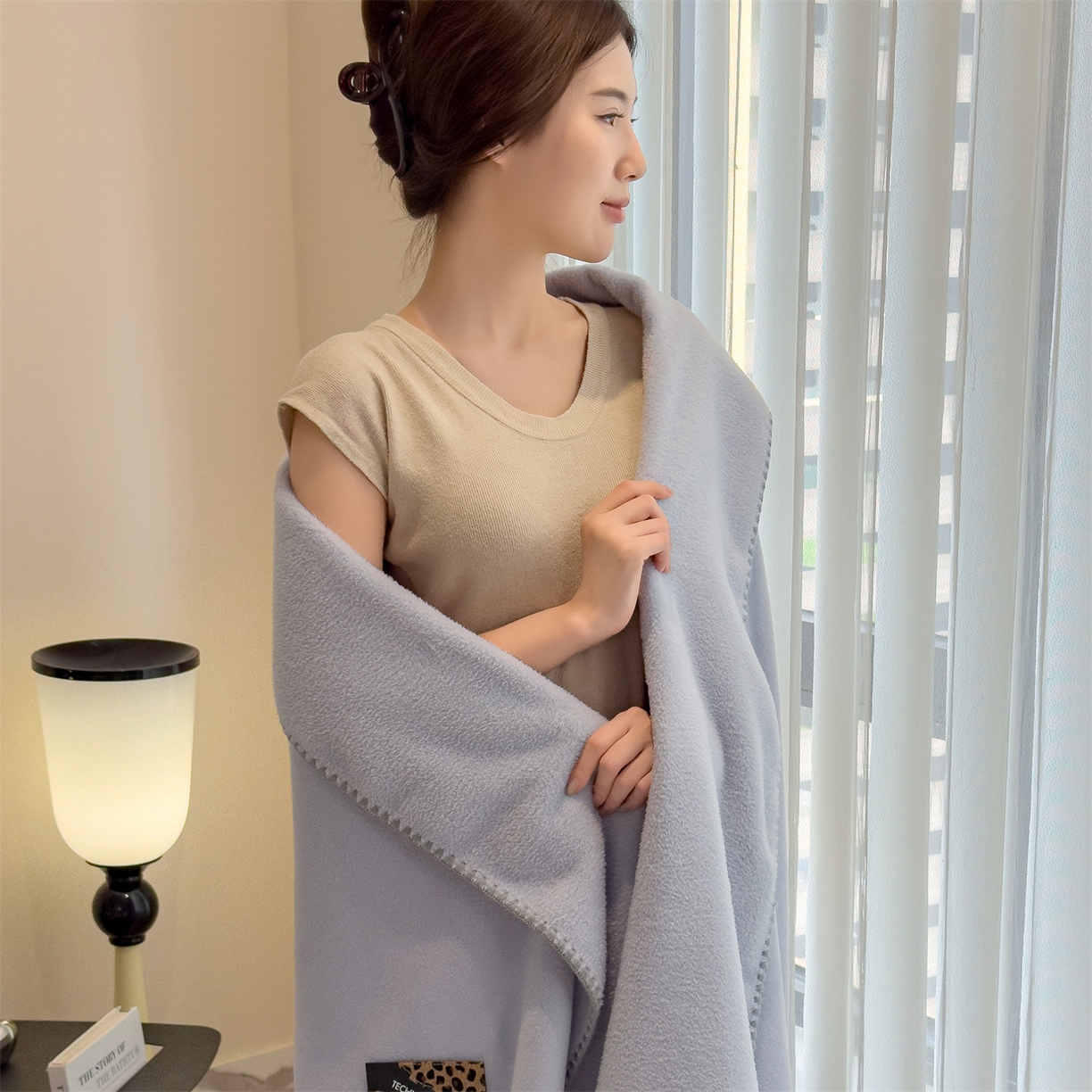 91家纺网 家纺一手货源 找家纺 丝幔家纺 2025新款A类羊棉绒原创设计毛毯系列 天蓝